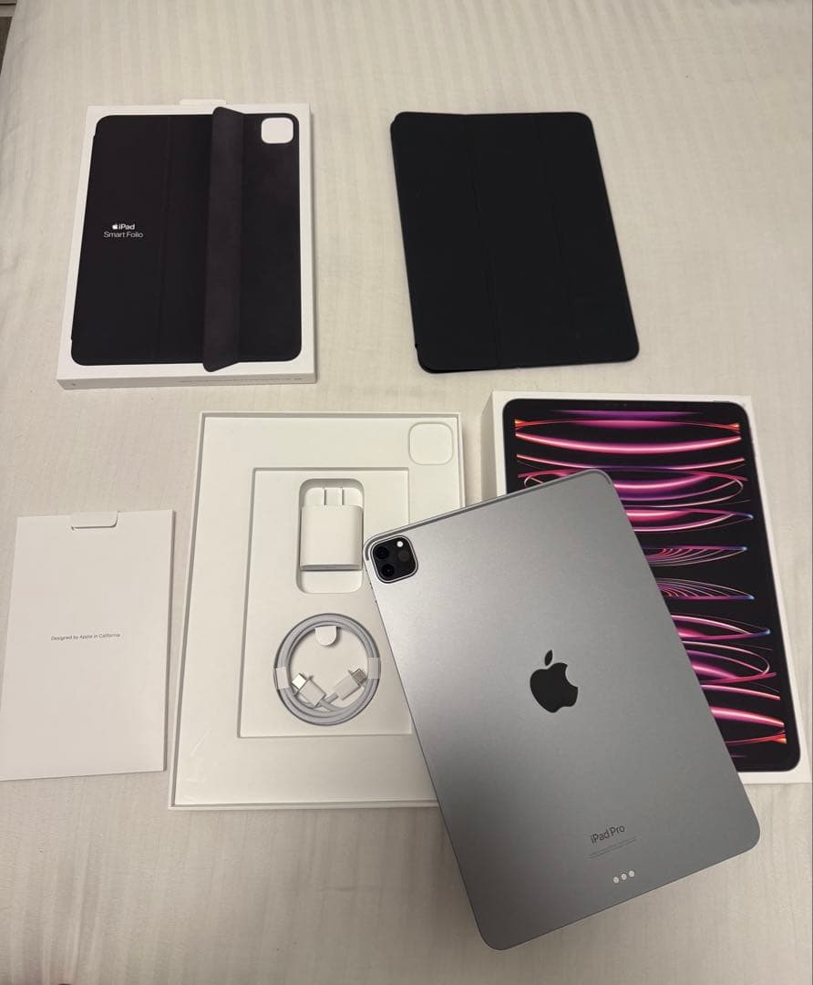 Apple iPad Pro 11インチ　第4世代　256GBスペースグレイ