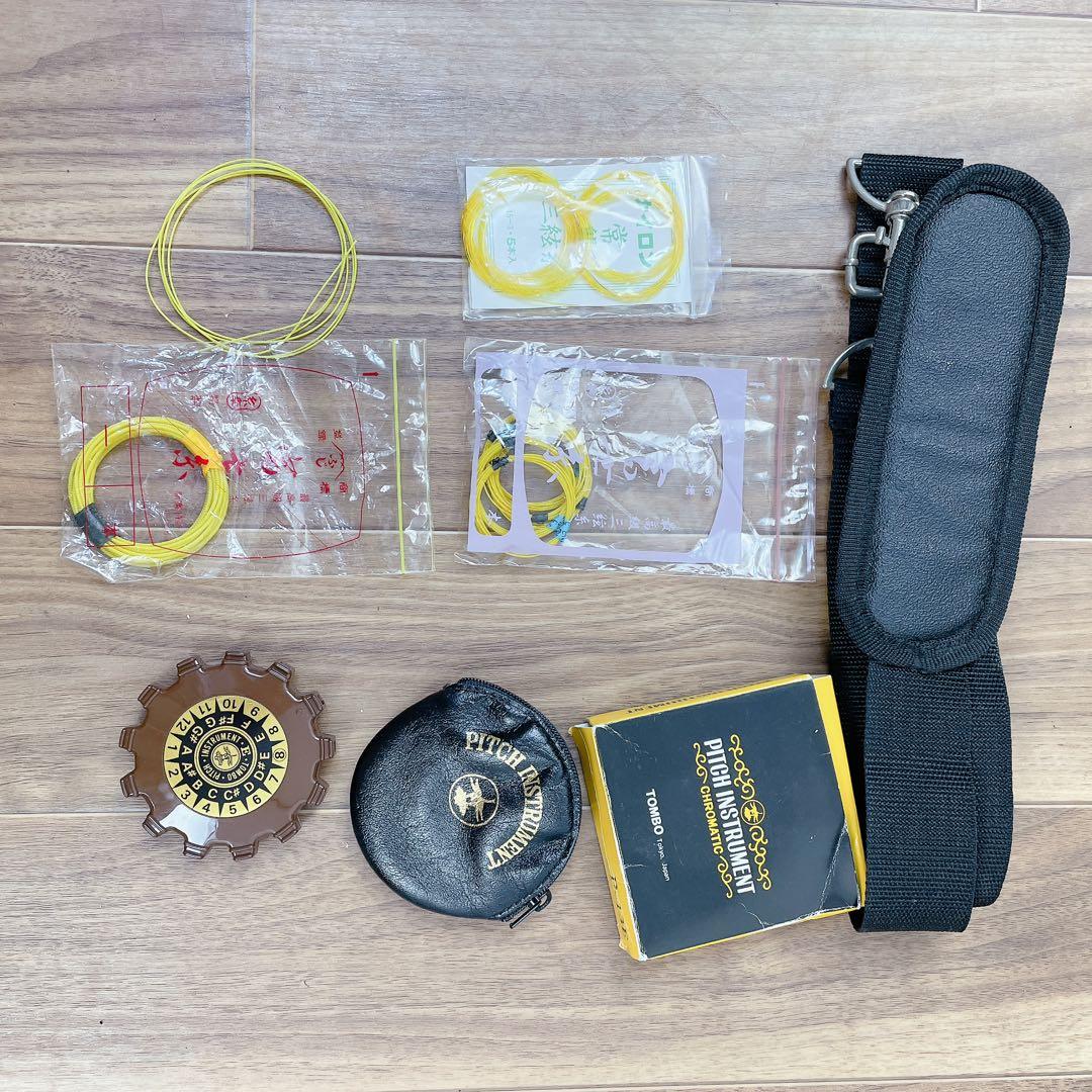 津軽三味線　花梨　丸打胴　津軽塗胴掛　太棹　正寸　天神欠け無　鼈甲撥付　平溝