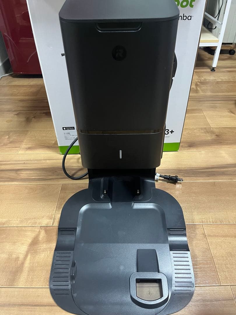 iRobot Roomba i3+ 本体 CleanBase付き ルンバ i3+