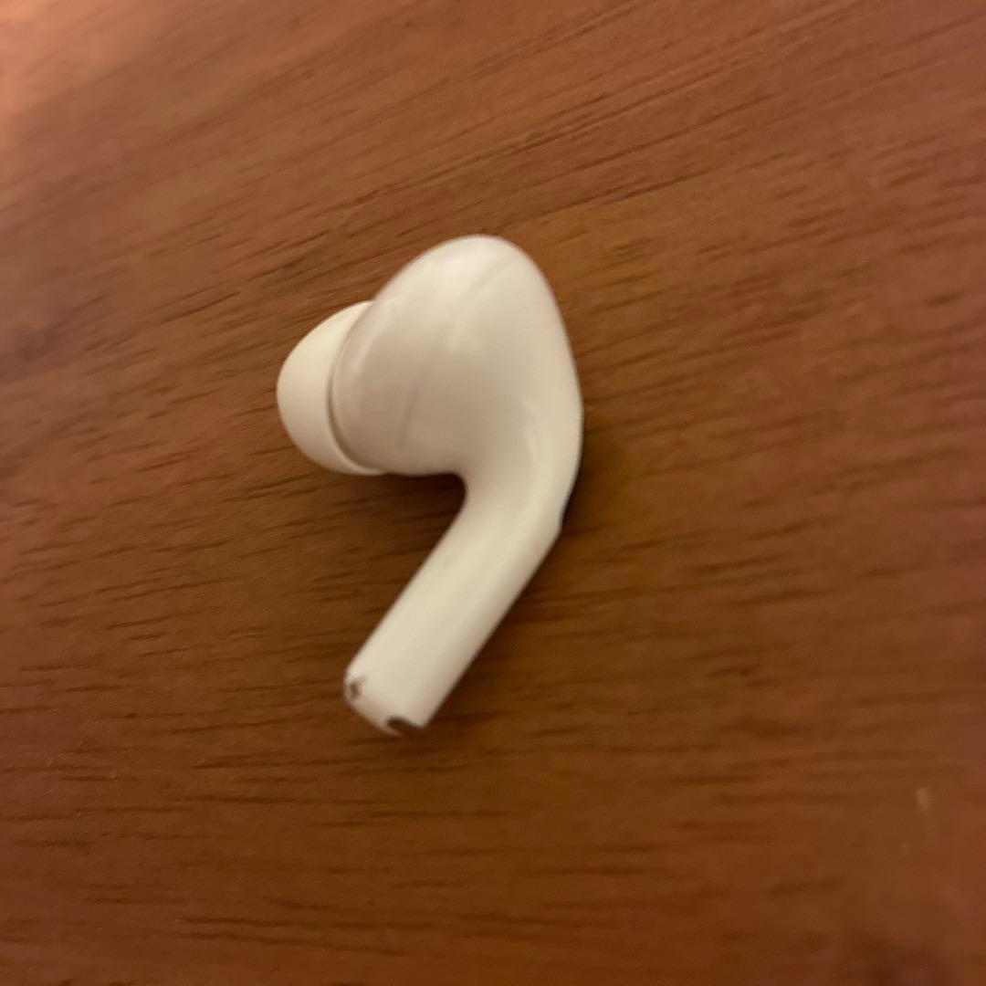 AirPods pro 第二世代〔右耳〕本体 ホワイト