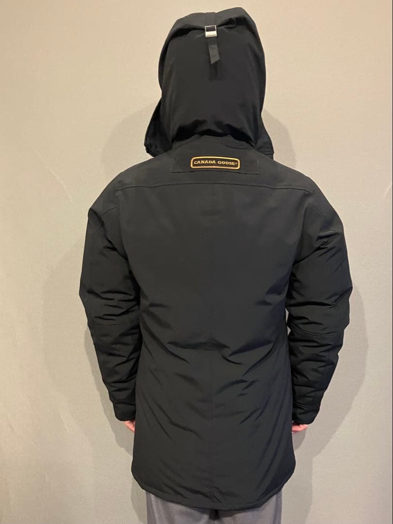 【美品】  ブラック ダウンジャケット