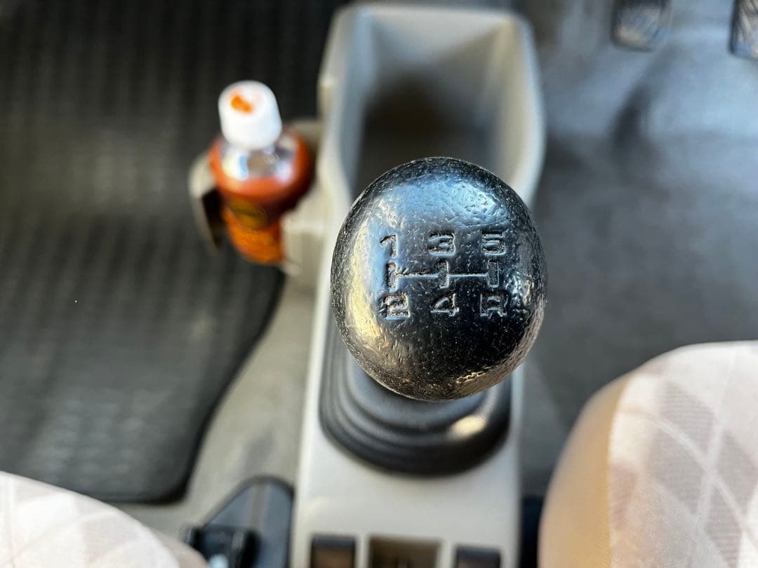 スズキアルト　MT★車検令和8年7月★2WD