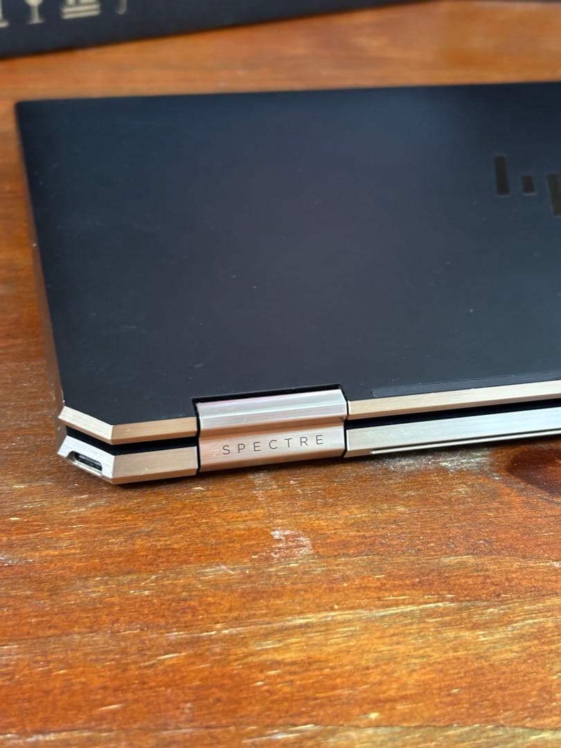 HP Spectre x360 13.3インチ core i7 メモリ32gb