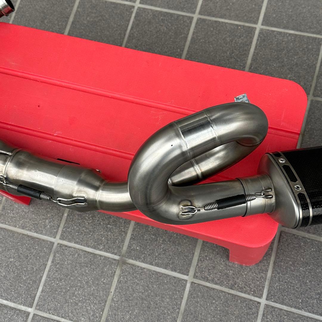 MT-09 XSR900 トレーサー　アクラポビッチ　フルエキゾーストマフラー