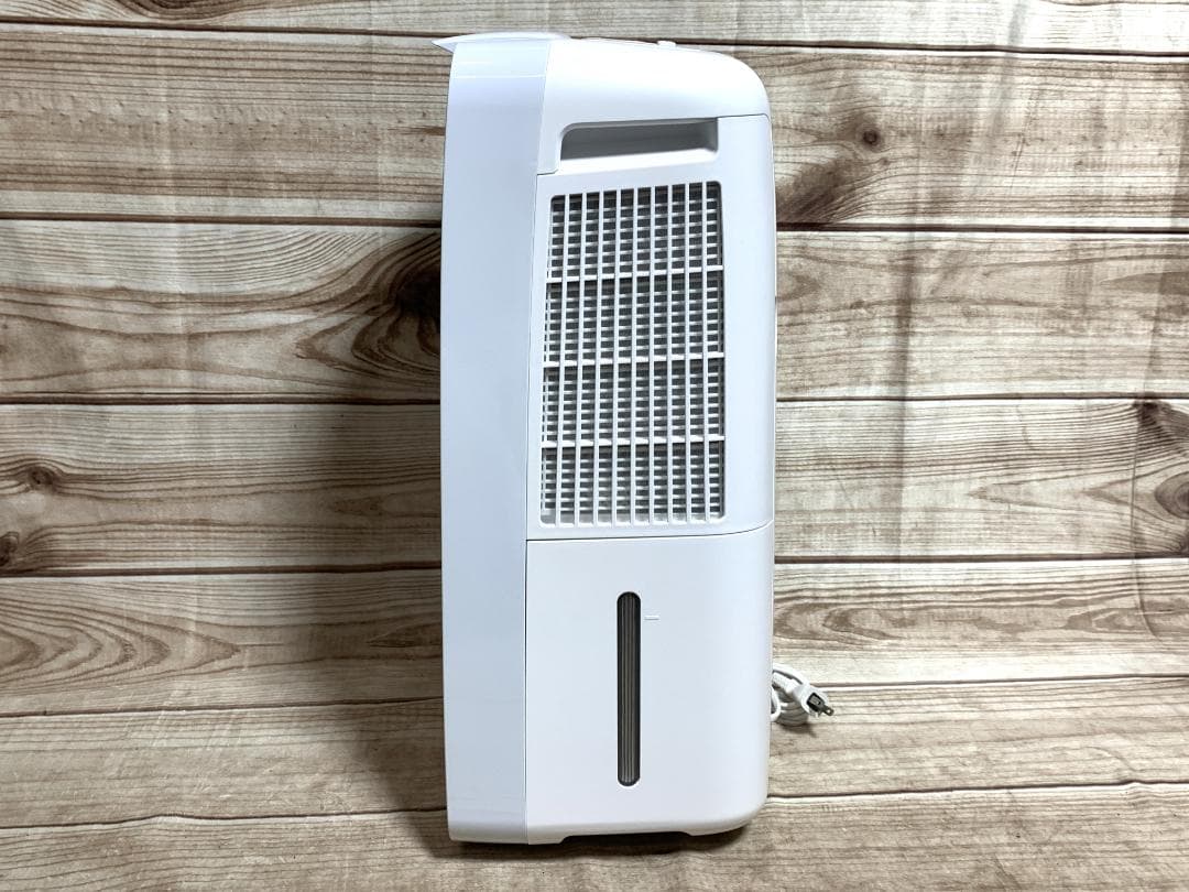 シャープ 23畳 冷風・衣類乾燥除湿機 コンパクトクール CM-N100 良品