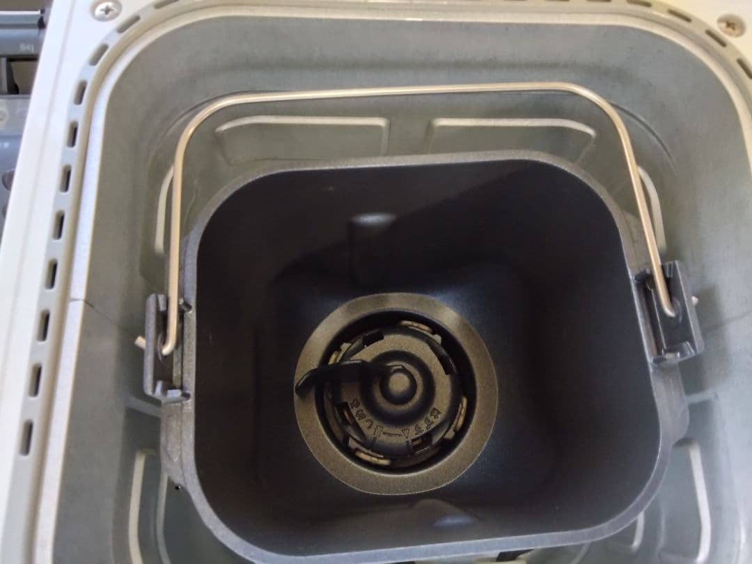 (送料無料鹿児島発)Panasonic SD-RBM1001 ホームベーカリ