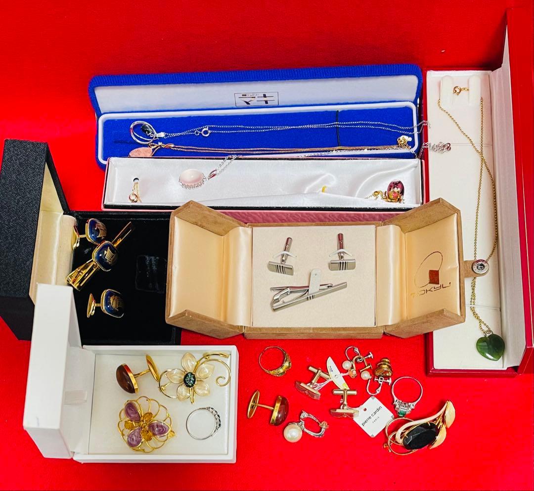 ブランド不明　ネックレス　ピアス　ネクタイピン　カフス　指輪　その他　おまとめ