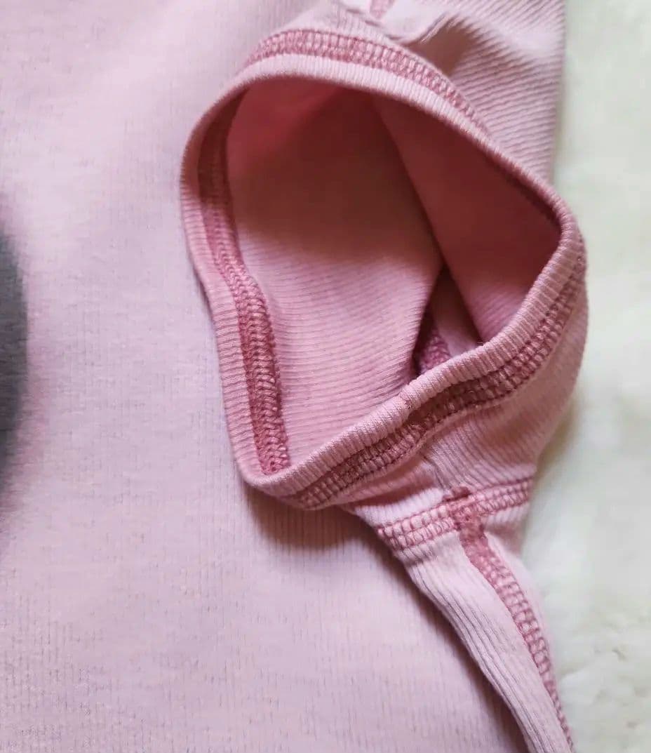 美品　DIESEL ハートロゴ ピンク Tシャツ