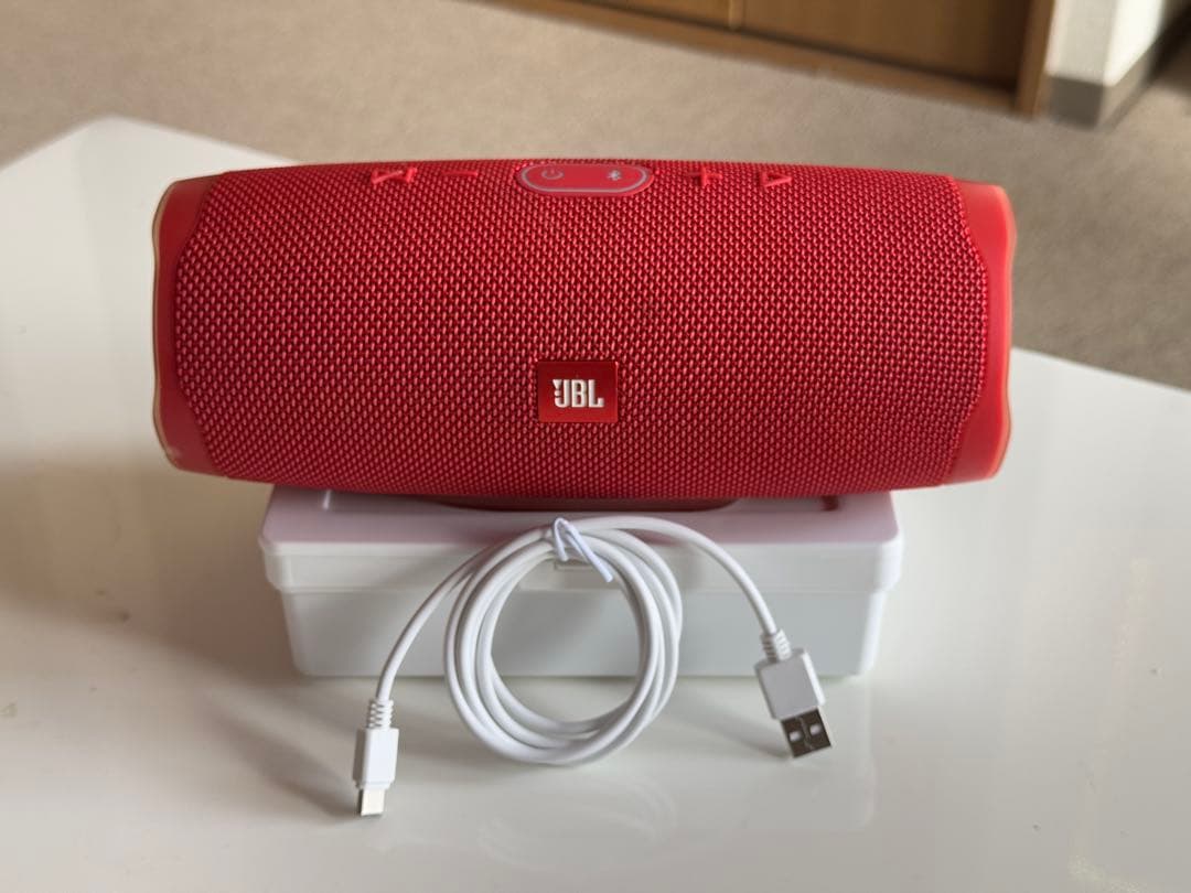 JBL CHARGE 4 赤色