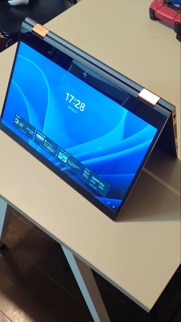 美品 HP Spectre x360 15型 4Kタッチ 16GB/1TB