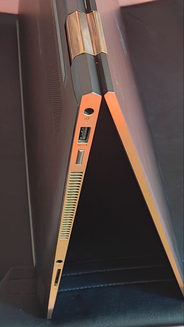 美品 HP Spectre x360 15型 4Kタッチ 16GB/1TB