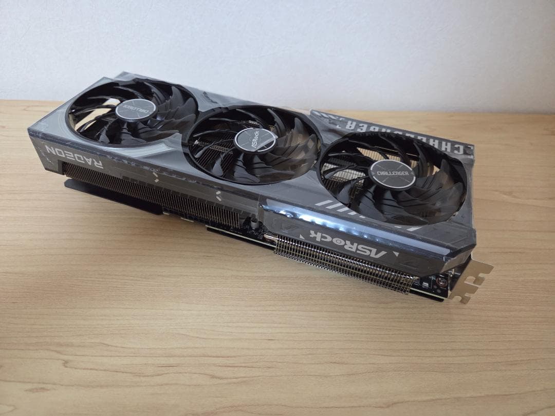 グラフィックボード・グラボ・ビデオカード Asrock Radeon RX 9070 XT Challenger 16GB