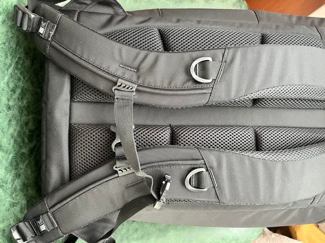 カリマーkarrimor tribute 20L ブラックリュック