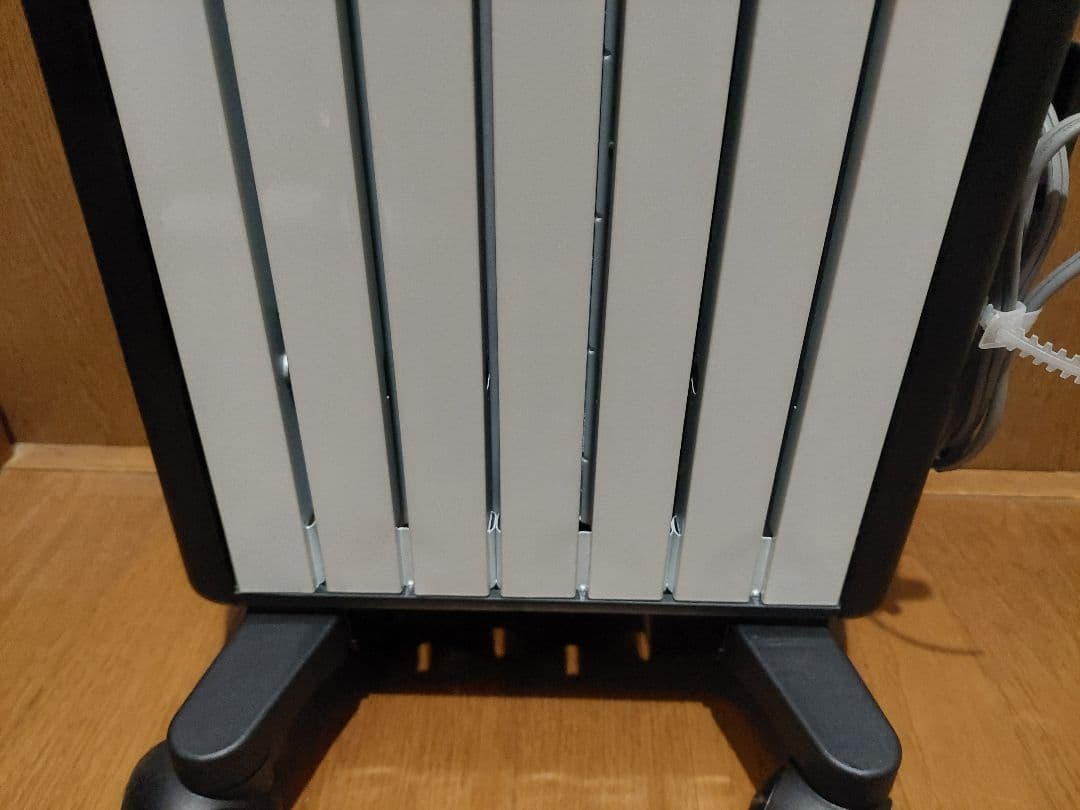 デロンギ　マルチダイナミックヒーターMDHU09−BK DeLonghi