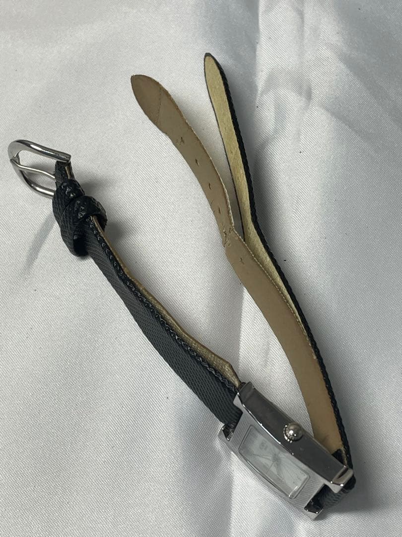 HERMES スクエア型クォーツ腕時計　ノベルティ