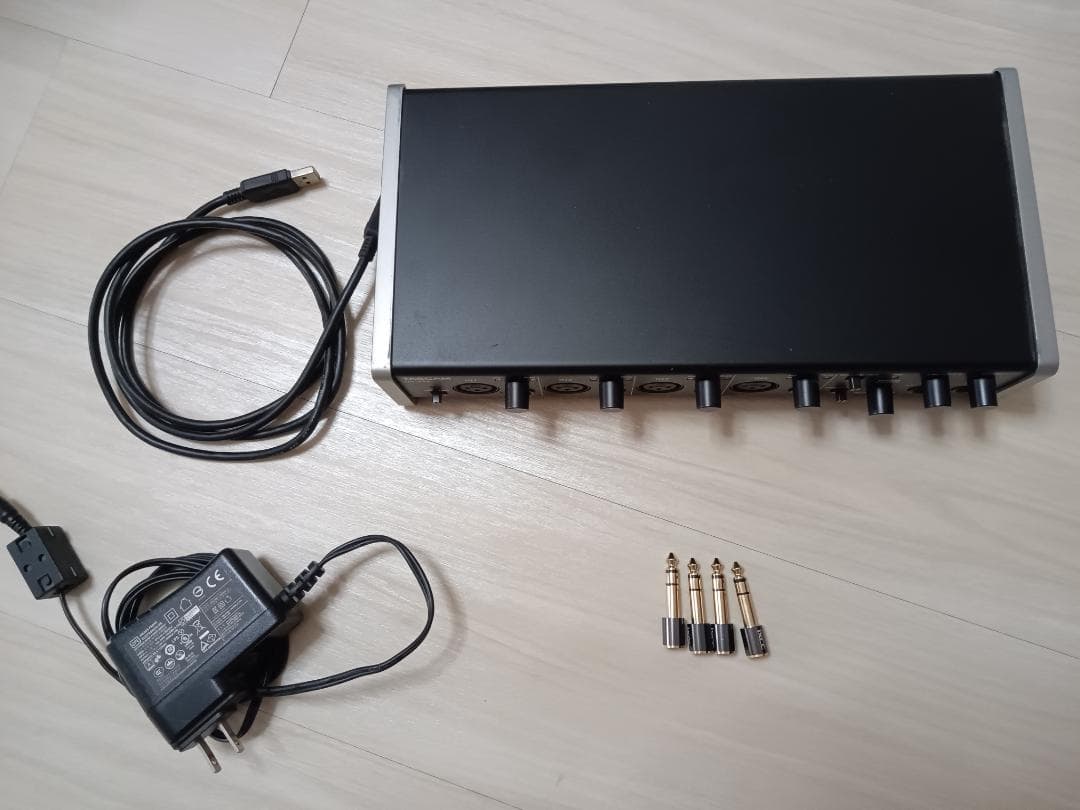 TASCAM US4×4 オーディオインターフェイス　中古