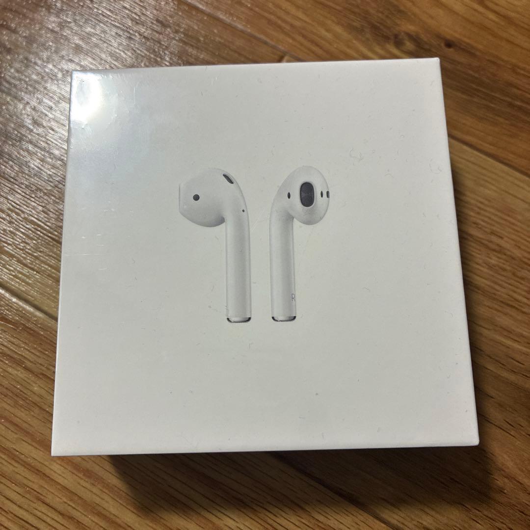 新品未使用 AirPods MV7N2J/A チャージングケース付