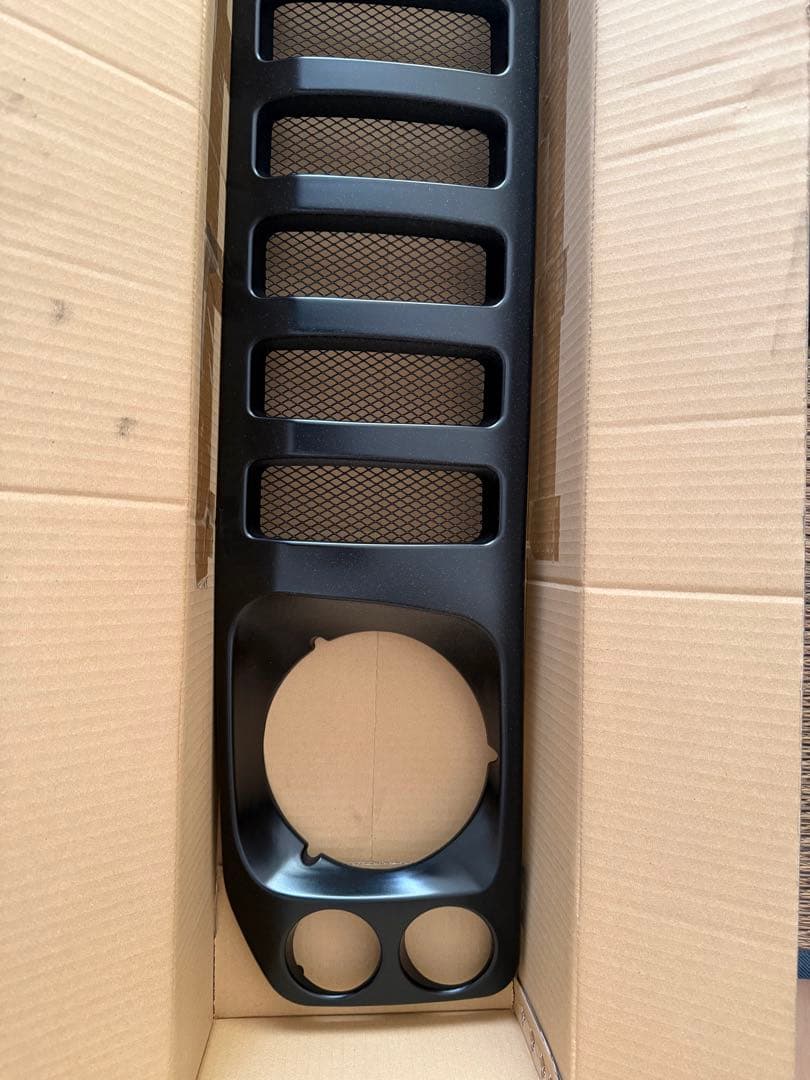 ジムニー　JA22使用　マットブラック　メッシュグリル