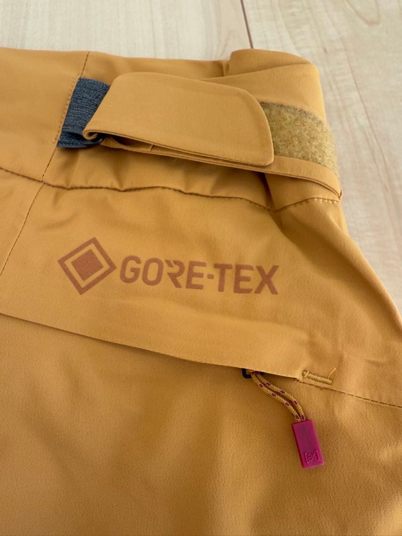 価格交渉可バートン [ak] Living Lining スノーボードパンツ S