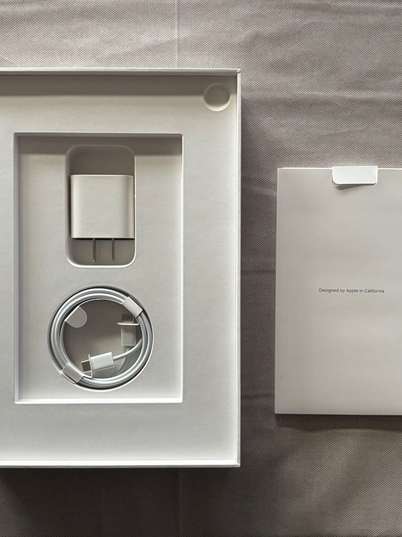 【ジャンク品】iPad Air (第4世代) シルバー 64GB