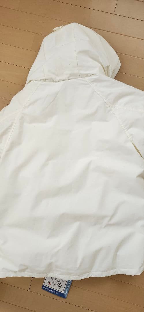 ぼく　新品未使用　+Phenix　ダウンジャケット