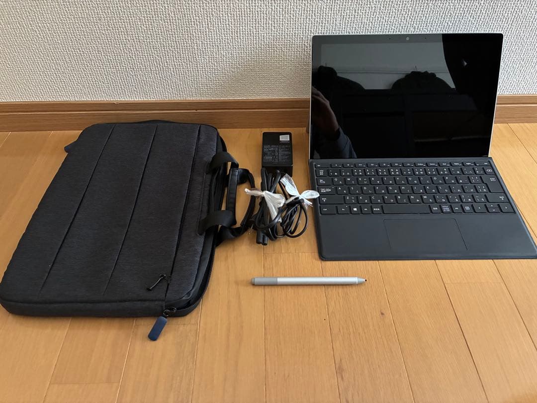 付属品付SurfacePro 7+ i5 8GB