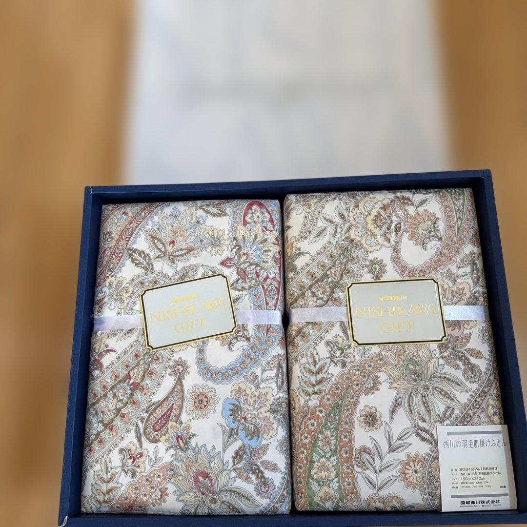 やちゃん新品未使用品 ホワイトダック昭和西川謹製羽毛肌掛けふとん ダウン