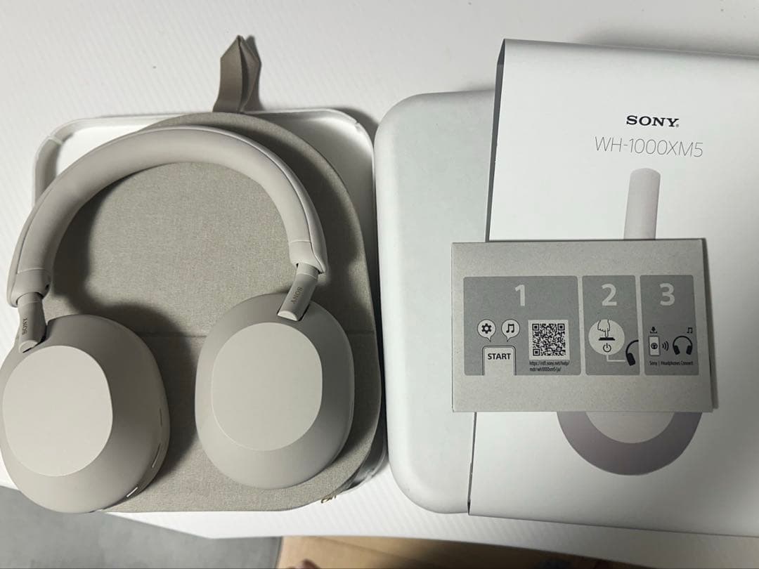 WH-1000XM5 ホワイト