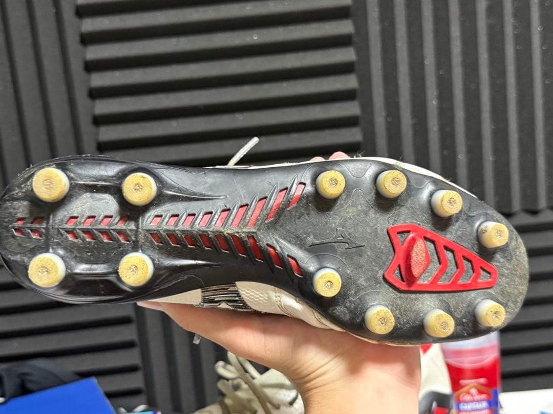 ミズノモレリア4βサッカーシューズ・スパイク ホワイト/レッド 日本製