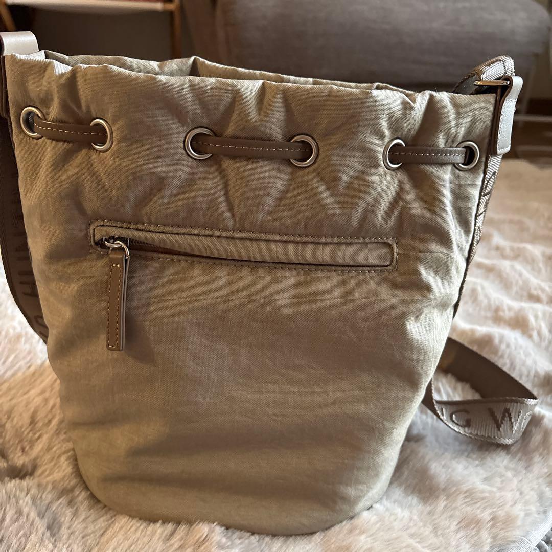 ハンティングワールド　巾着型ショルダーバッグ