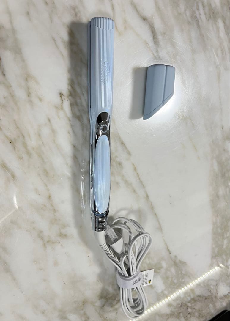 リファ　ヘアアイロンプロ新品同様