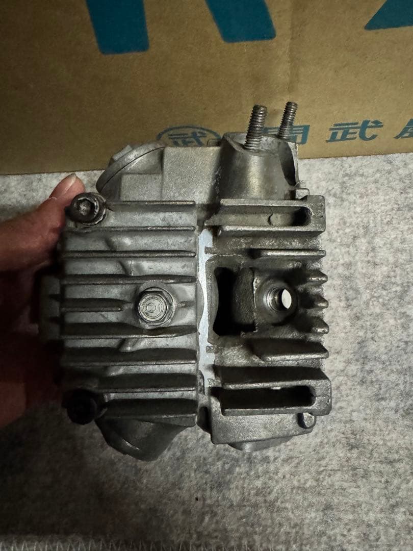 希少　ホンダ　モンキーR 12V純正シリンダーヘッド　E3 モンキー50