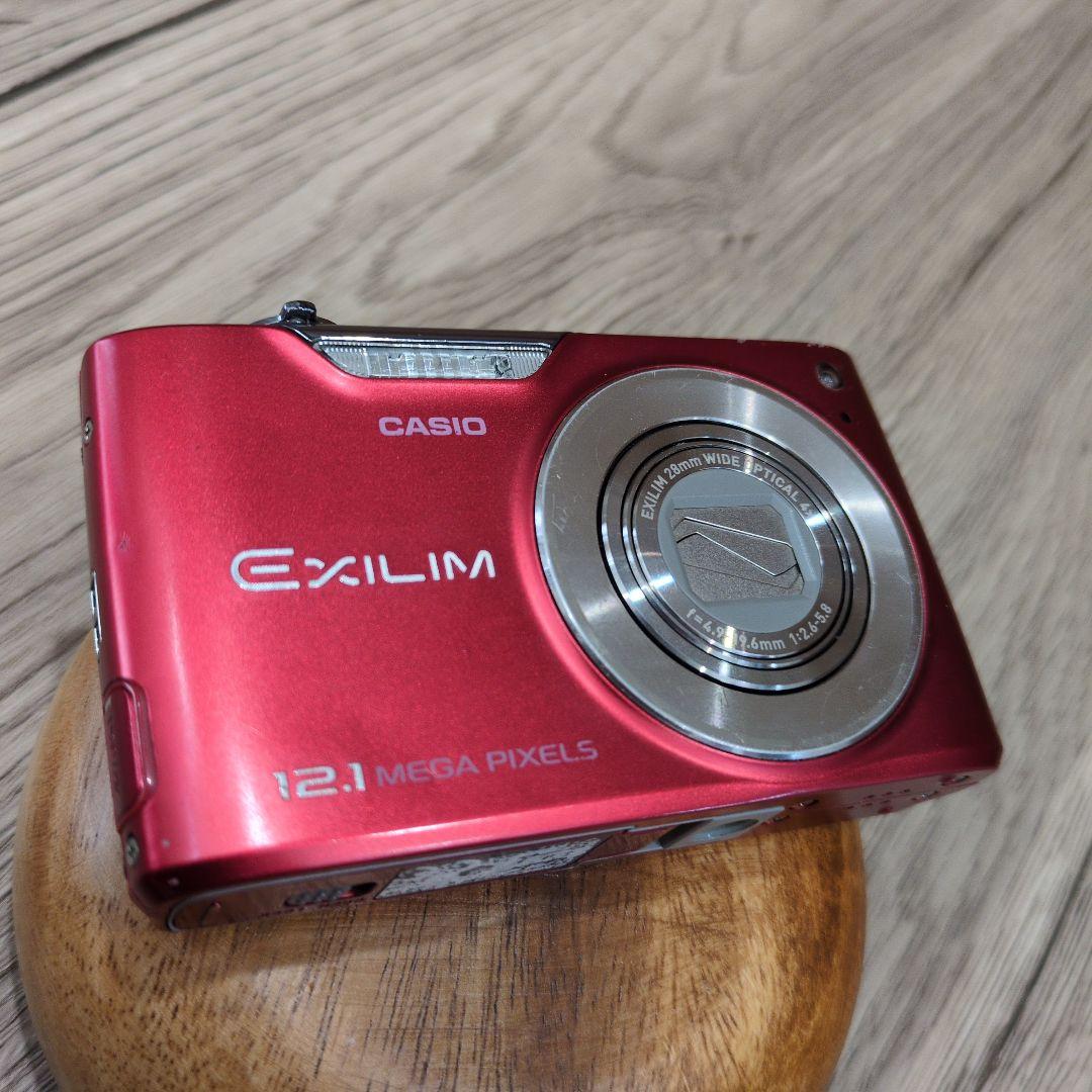 CASIO EXILIM 12.1メガピクセル レッドEX-Z450