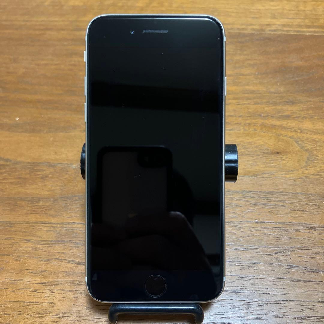 iPhone SE 第3世代 SIMフリー 64GB