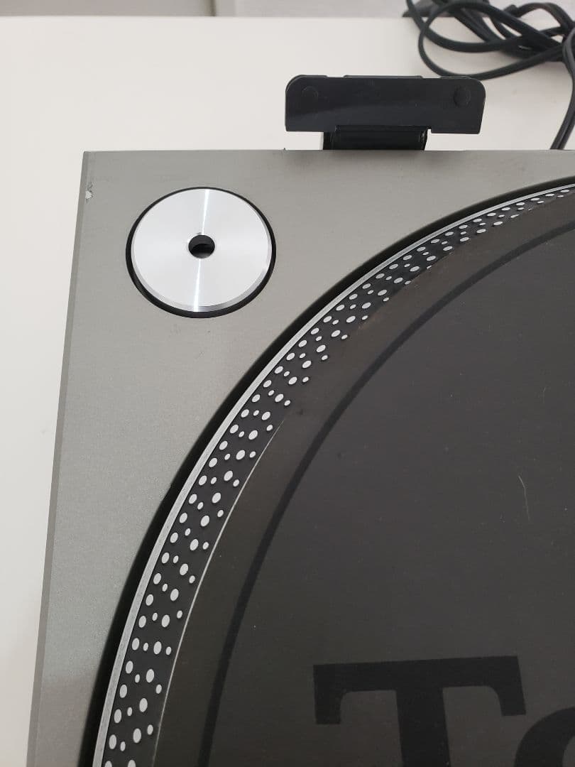 Technics SL-1200 ターンテーブル