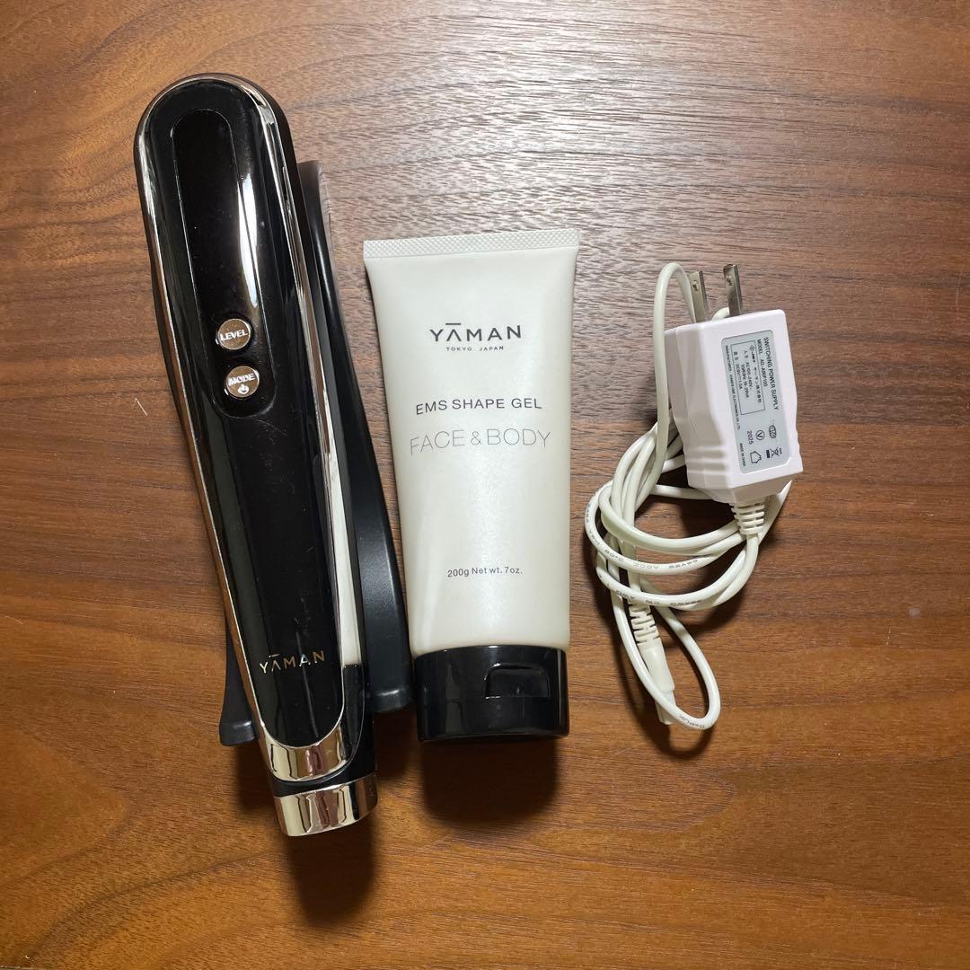 美品 美顔器 ヤーマンYA−MAN HDS100B EMS、キャビテーション