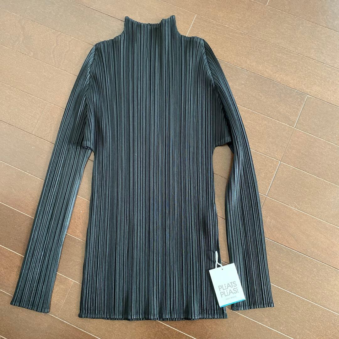 新品タグ付き　プリーツプリーズ　BASICS ブラック　ハイネック