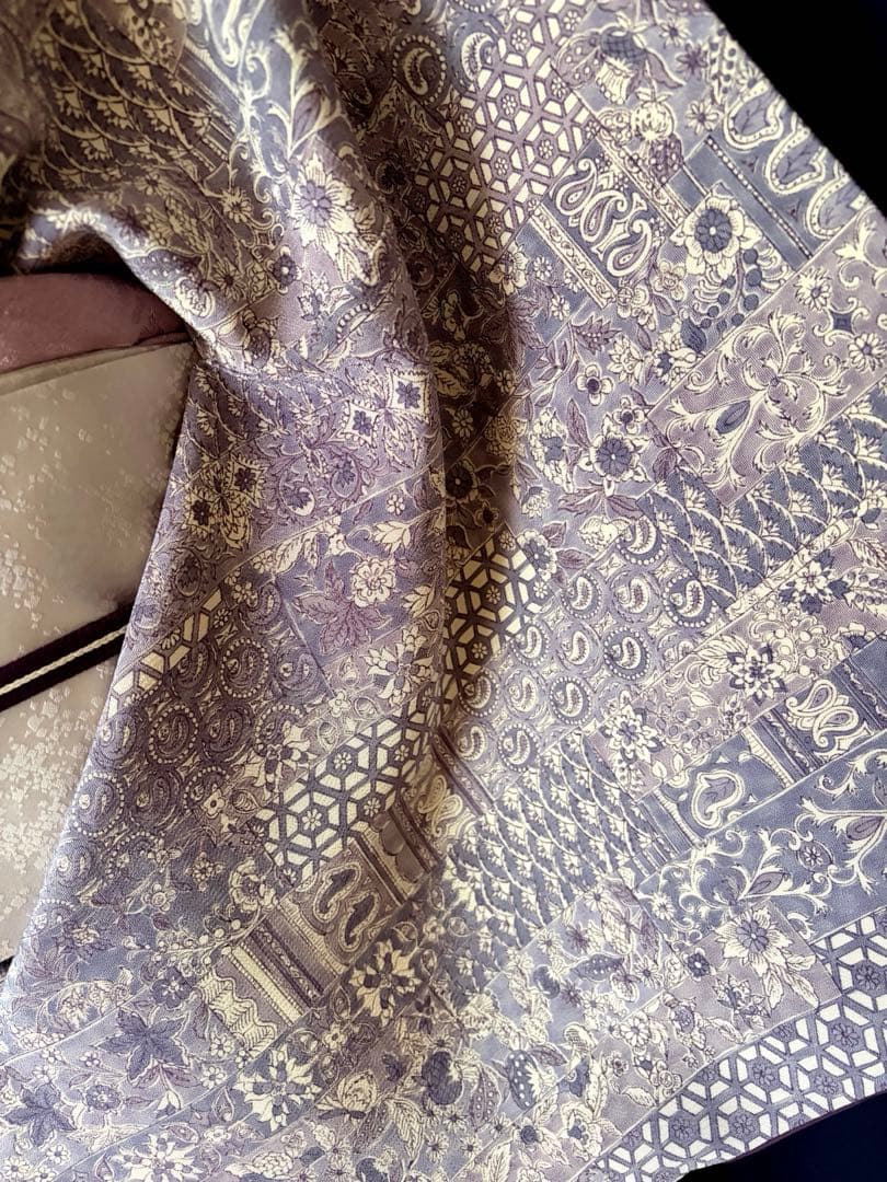 【更紗小紋】更紗切り嵌め　細やかな彫りのさまざまな柄　切り嵌め状に絶妙バランス