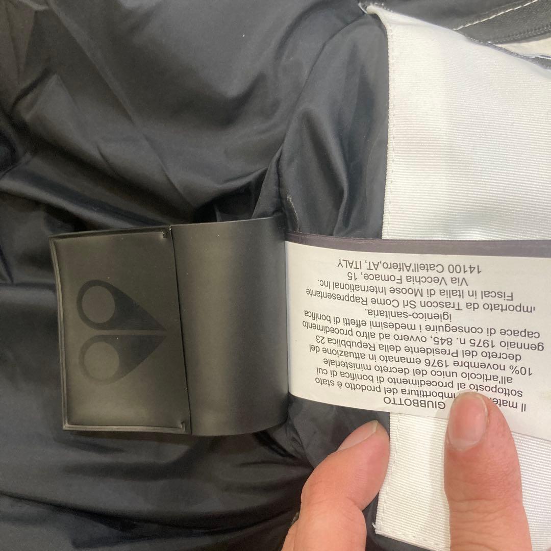 め*い様 Moose Knuckles ホワイトダウンジャケット