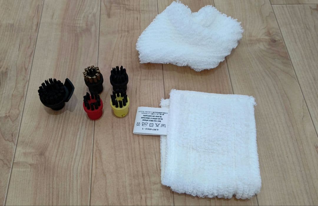 K*i様 KARCHER スチームクリーナー SC3/クロス12枚/ブラシ