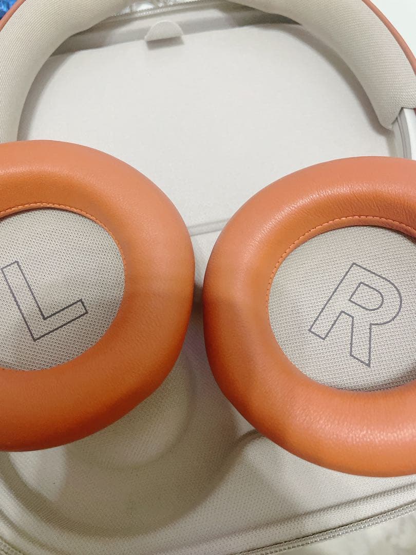 Bang & Olufsen ワイヤレスヘッドホン 箱あり ワンオク Taka