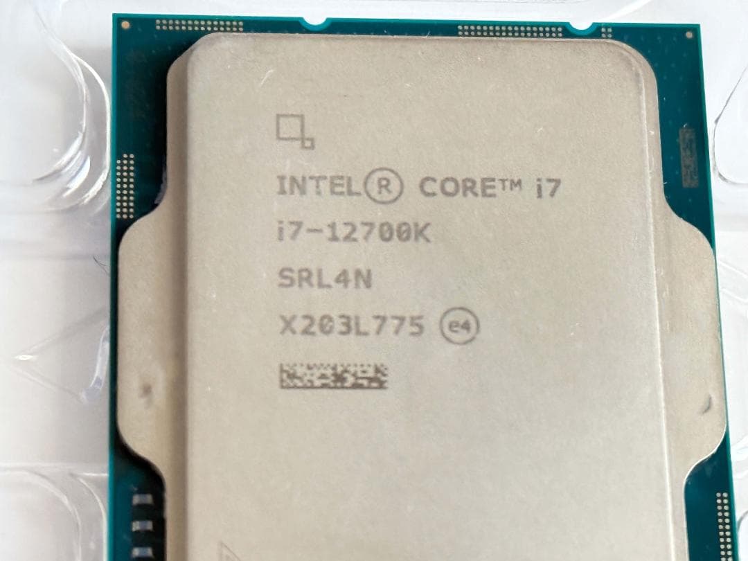 Intel Core i7 12700K BOX 動作確認済み