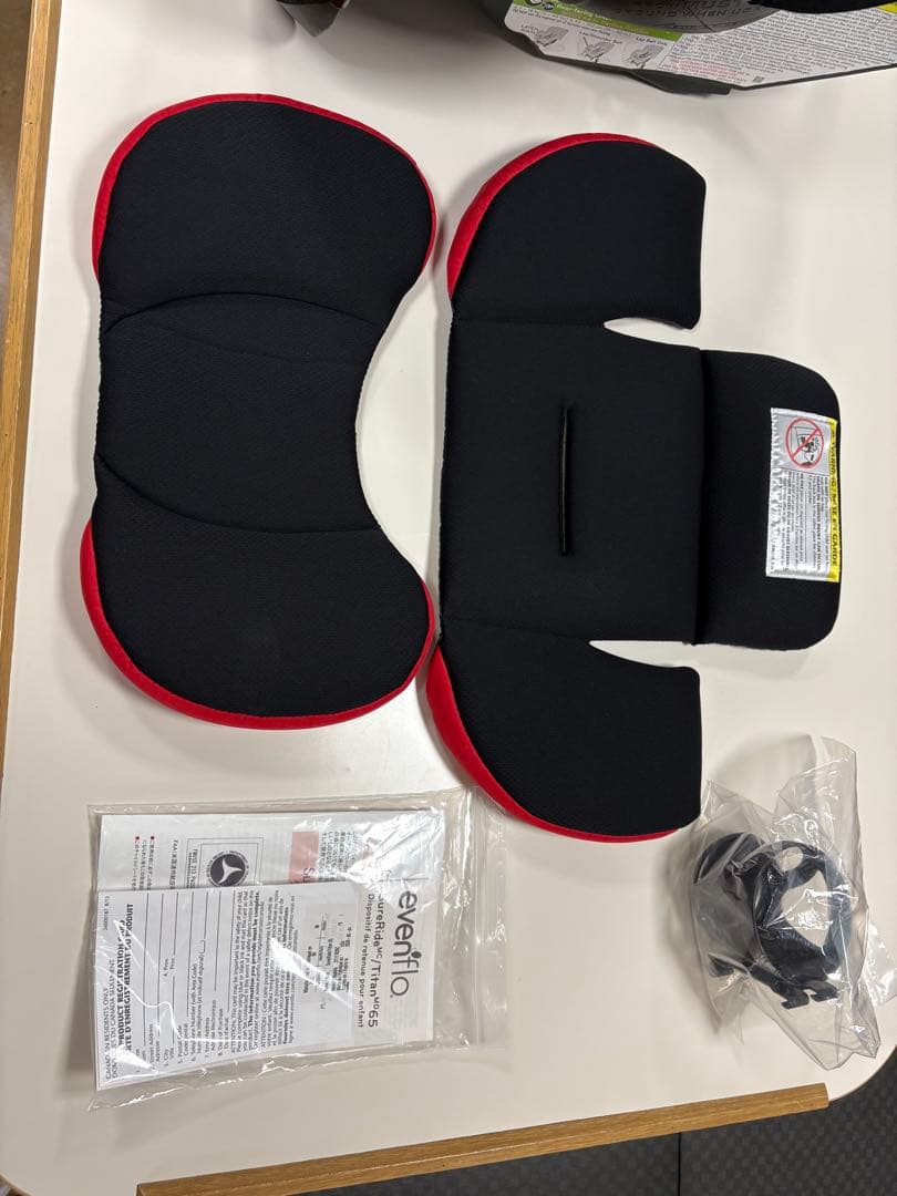 【二点式にも対応】チャイルドシート イーブンフロー シュアライド タイタン65