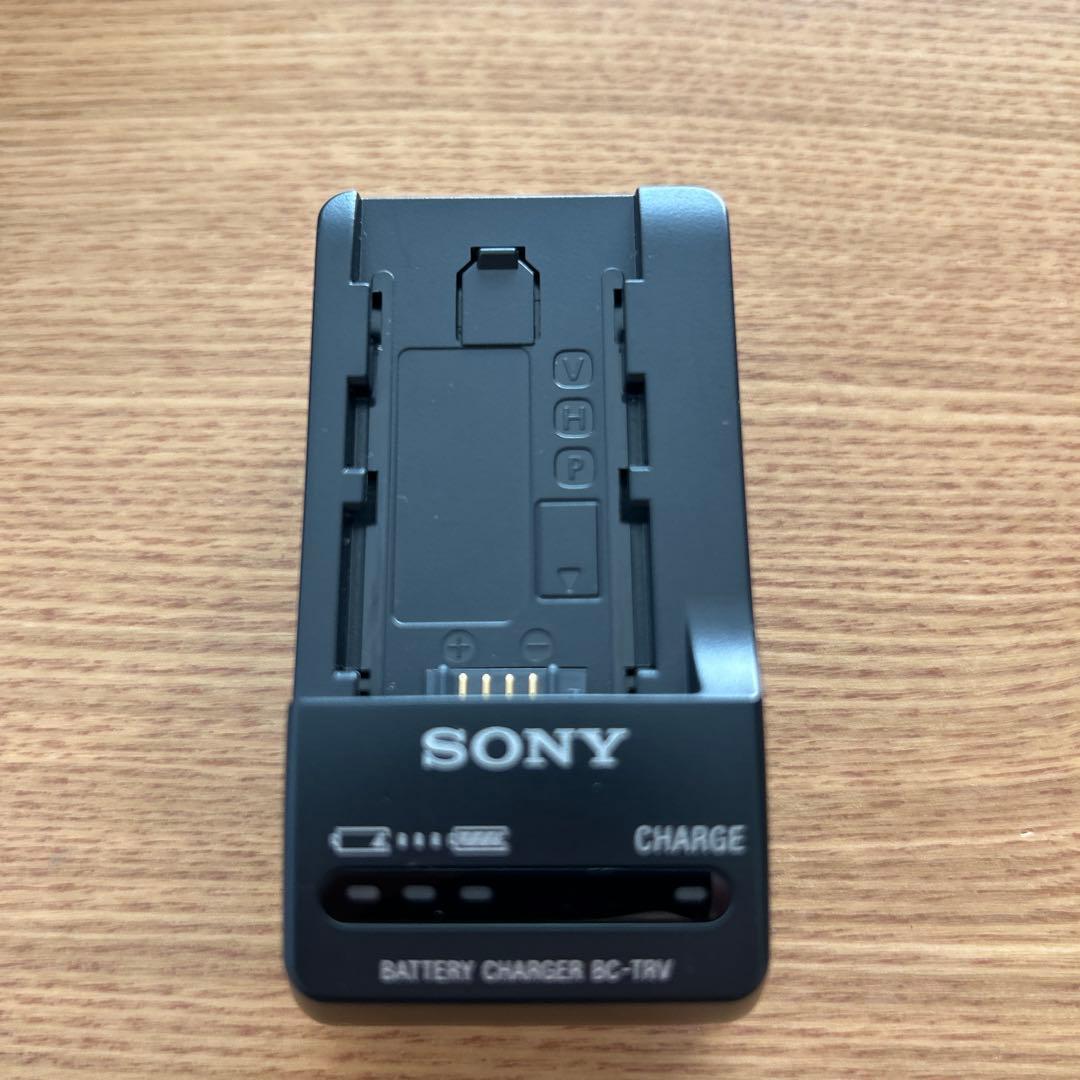 美品ソニー HDR-CX680 ハンディカムと別売り部品他ケースあり