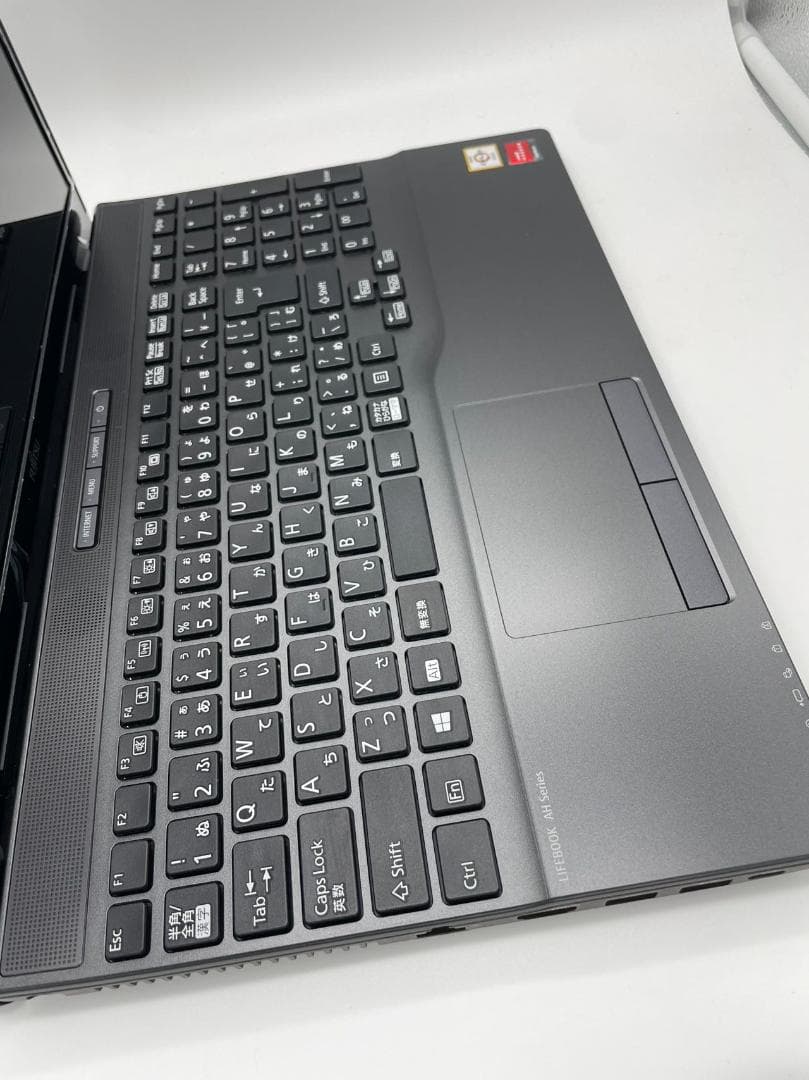 新品同様 富士通 AMD AH42 Windows11正規対応PC