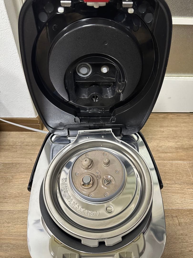 パナソニック SR-SPA108 IH炊飯ジャー 2018