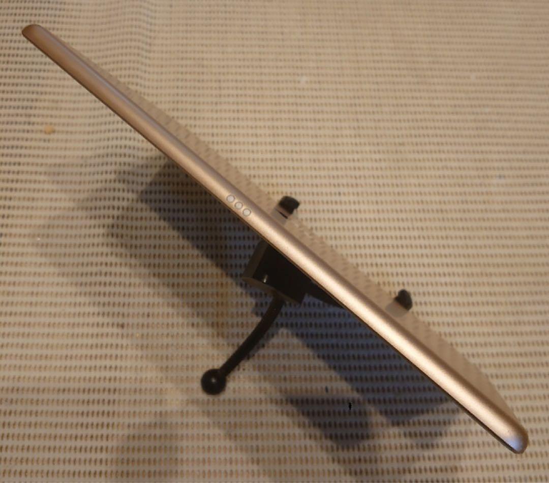 動作品iPad第7世代(A2197)本体32GB送料込ジャンク品FCQM5