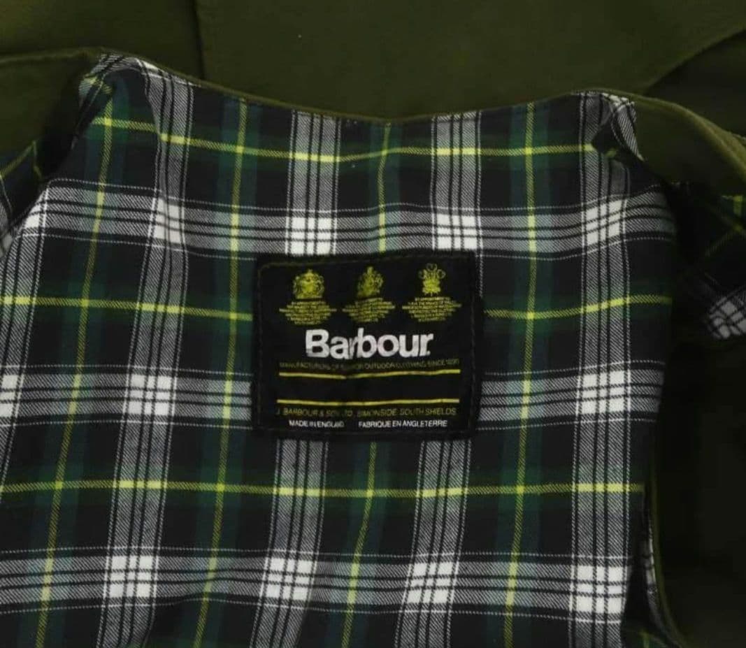 Barbour モールスキンベスト　グリーンカーキ