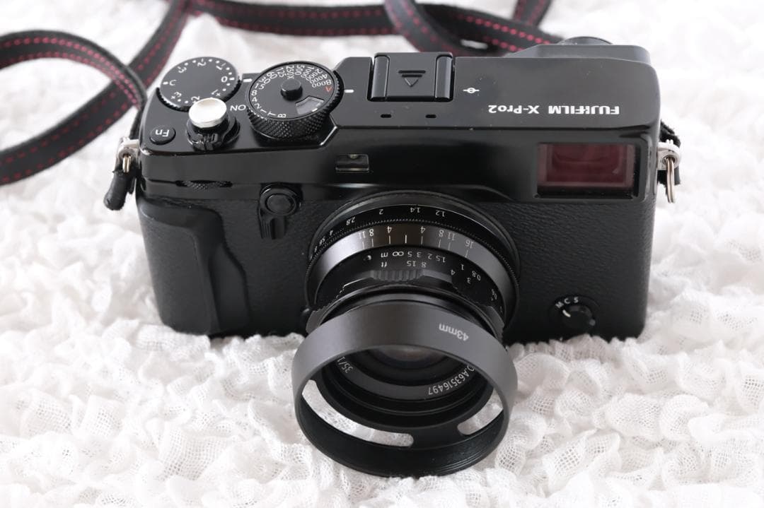 七工匠 35mm f/1.2 レンズ 冨士フィルム用　おまけフード付き