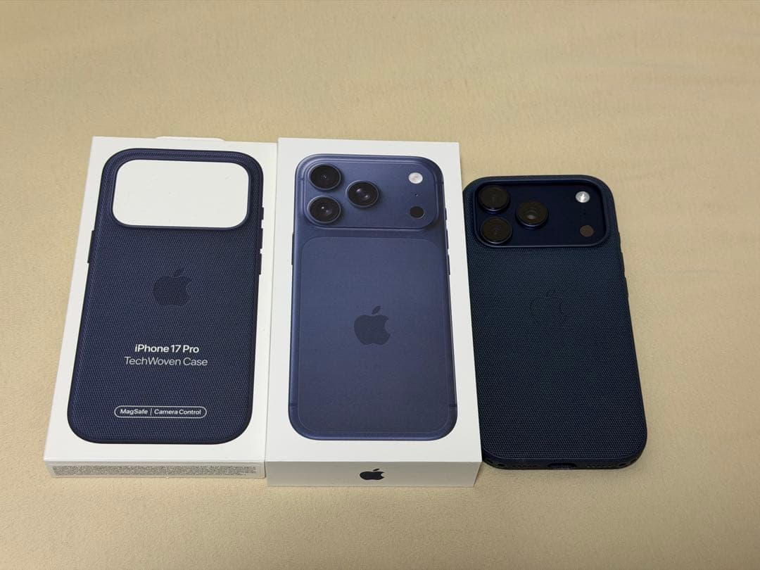 [美品]香港版iPhone 17 Pro 1TB物理SIM対応 純正ケース付け